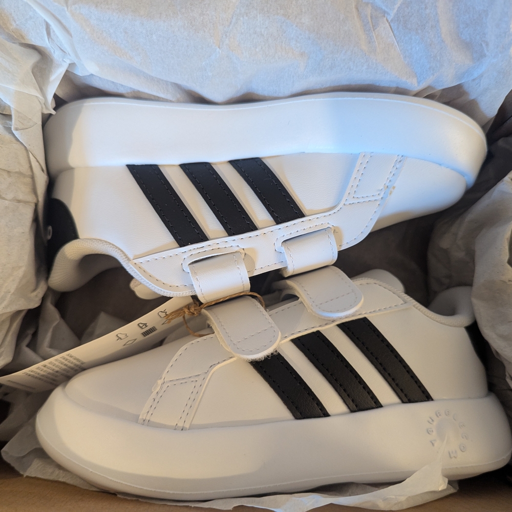 Adidas Grand Court 2.0 - NWT - 10Kids